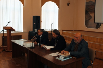 Презентация книг, посвященных духовной истории отечественной культуры и истории Белгородской области Презентация книг, посвященных духовной истории отечественной культуры и истории Белгородской области