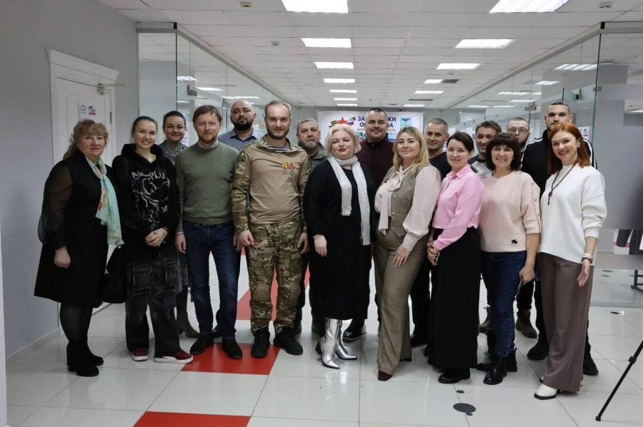 В фонде «Защитники Отечества» состоялась встреча участников проекта Губернатора Белгородской области "Время своих героев"