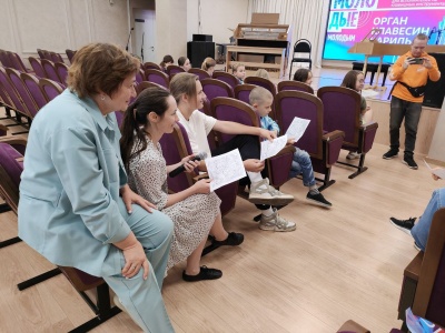 Светлана Боруха провела мастер-класс "Лидер общественного мнения" Светлана Боруха провела мастер-класс "Лидер общественного мнения"