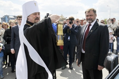 Благодатный огонь вновь прибыл в Белгород
