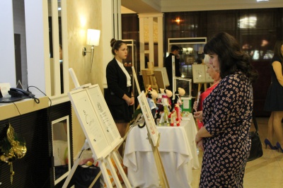 В Белгороде прошёл благотворительный ужин-аукцион в поддержку детей с аутизмом В Белгороде прошёл благотворительный ужин-аукцион в поддержку детей с аутизмом